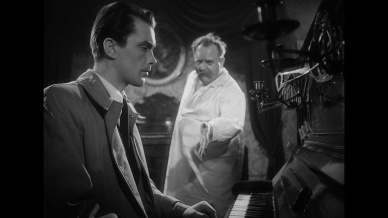 Screen capture from Ingmar Bergman Volume One