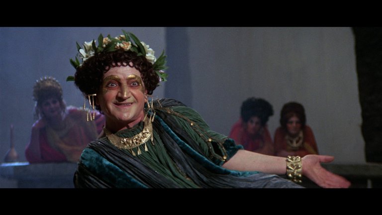 Screen capture from Essential Fellini