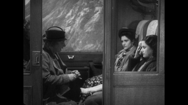 Screen capture from The Lady Vanishes