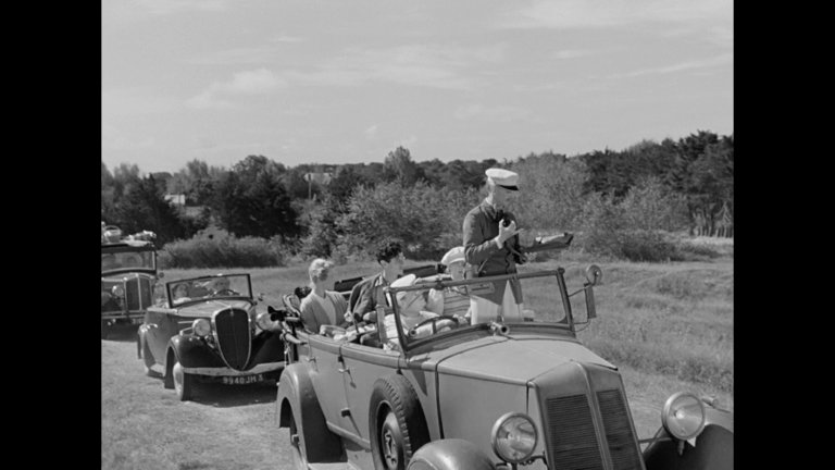 Screen capture from Monsieur Hulot's Holiday