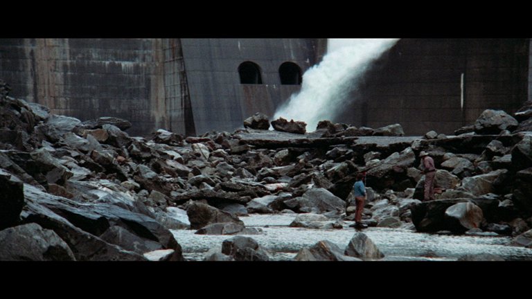 Screen capture from The Parallax View