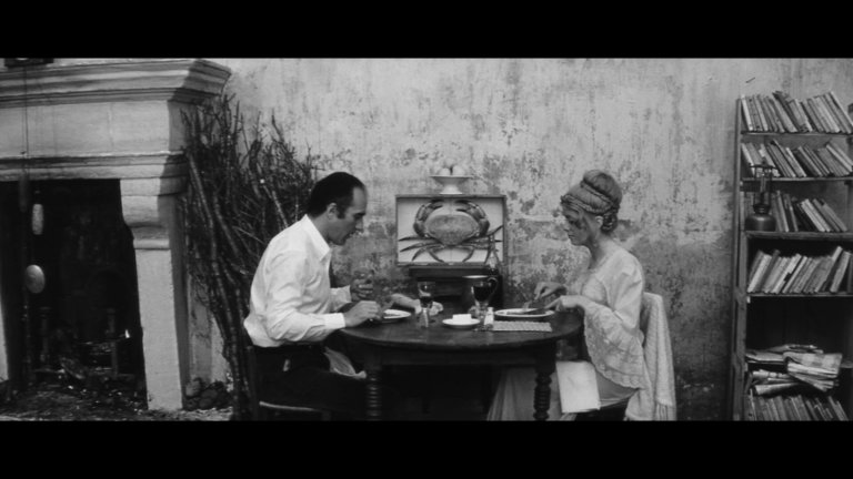 Screen capture from The Complete Films of Agnès Varda