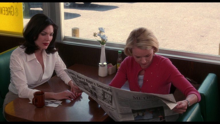 Screen capture from Mulholland Dr.