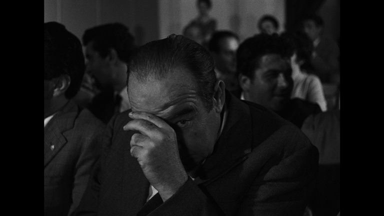Screen capture from Essential Fellini