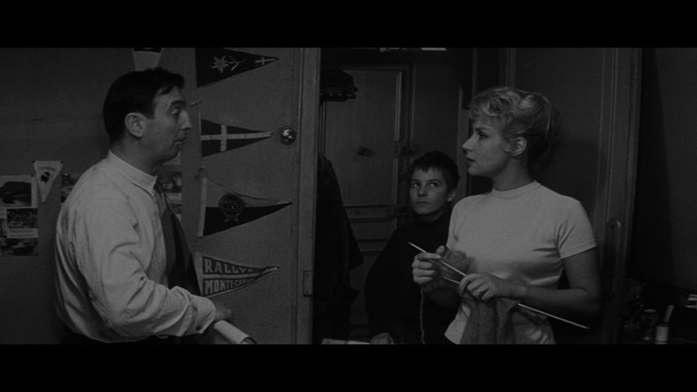 Screen capture from The 400 Blows with Antoine and Colette