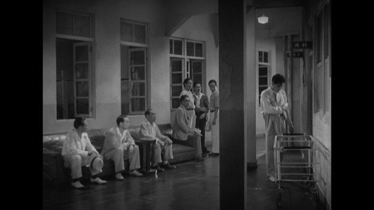 Screen capture from Stray Dog