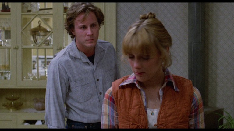 Screen capture from Chilly Scenes of Winter