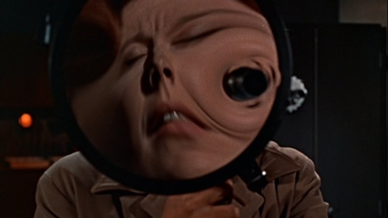 Screen capture from Peeping Tom