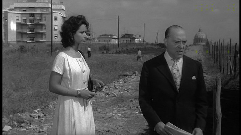 Screen capture from L'avventura