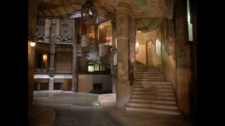 Screen capture from Antonio Gaudí
