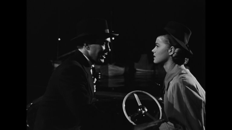 Screen capture from Nightmare Alley