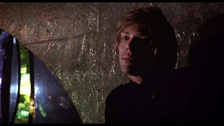 Screen capture from Scream and Scream Again