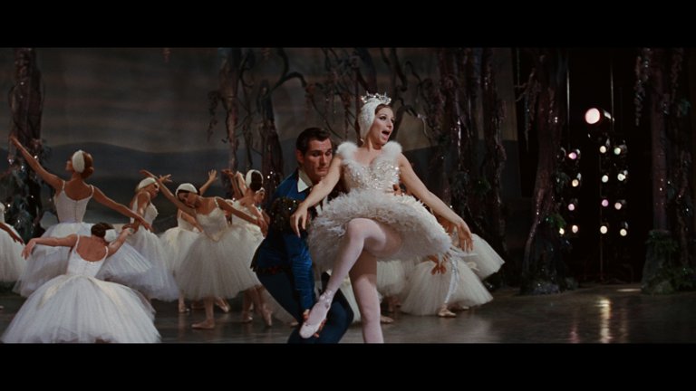 Screen capture from Funny Girl