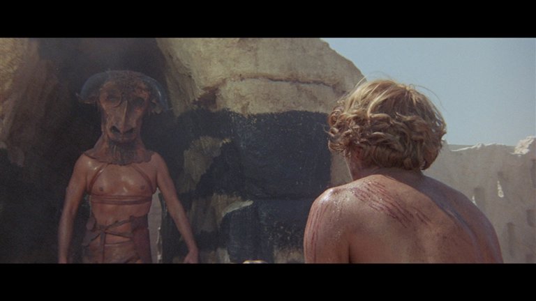 Screen capture from Essential Fellini
