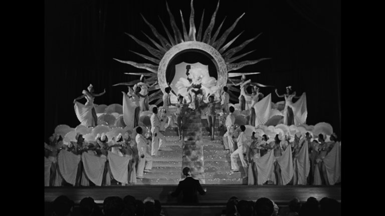 Screen capture from Essential Fellini
