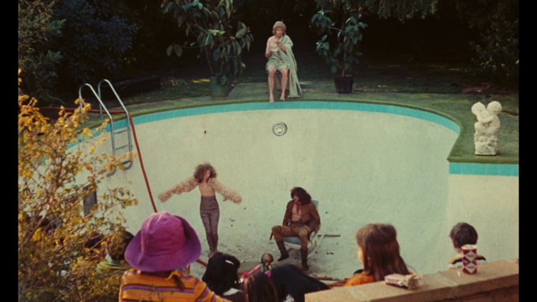 Screen capture from The Complete Films of Agnès Varda