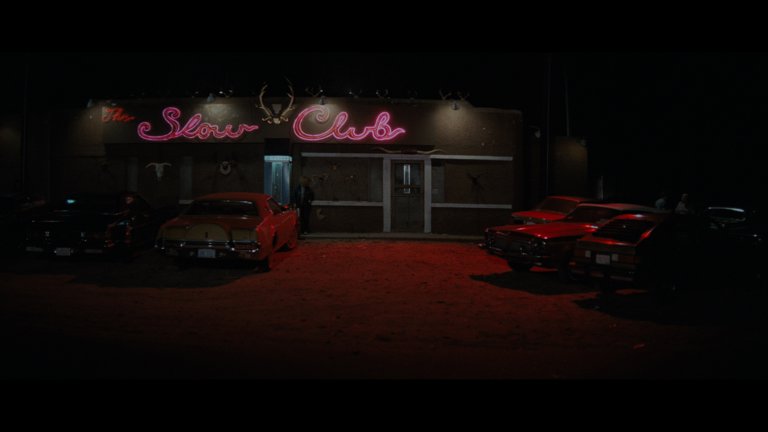 Screen capture from Blue Velvet