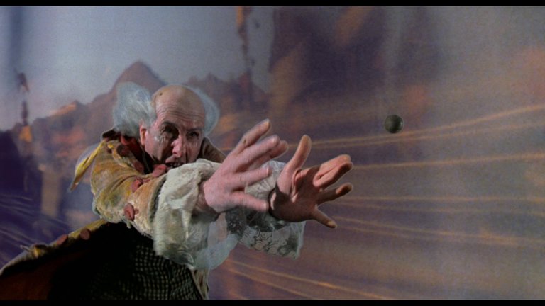 Screen capture from The Adventures of Baron Munchausen