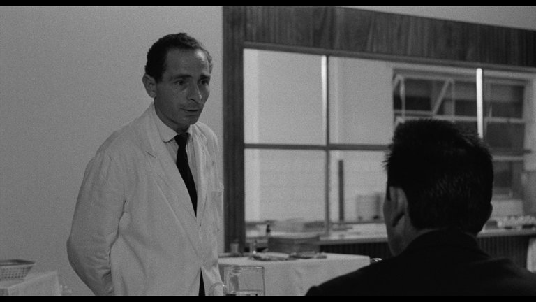 Screen capture from Il posto + I fidanzati