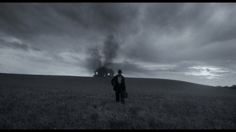 Screen capture from Nightmare Alley