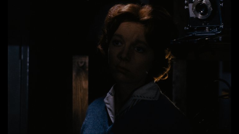 Screen capture from Peeping Tom