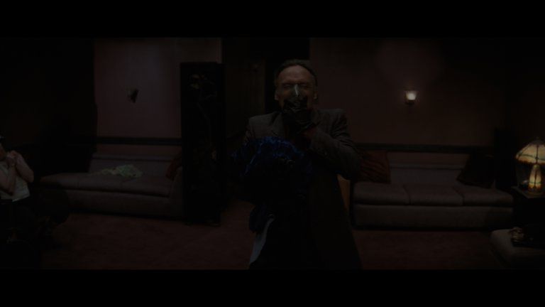 Screen capture from Blue Velvet