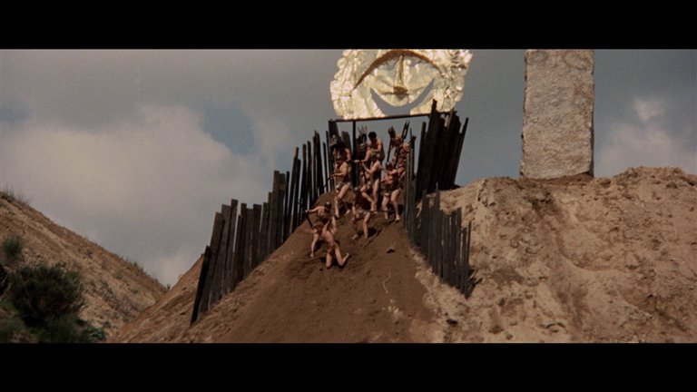 Screen capture from Essential Fellini