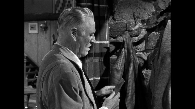 Screen capture from Knock on Any Door