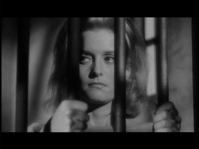 Screen capture from The Naked Kiss