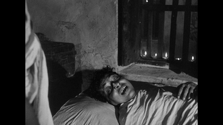 Screen capture from Aparajito