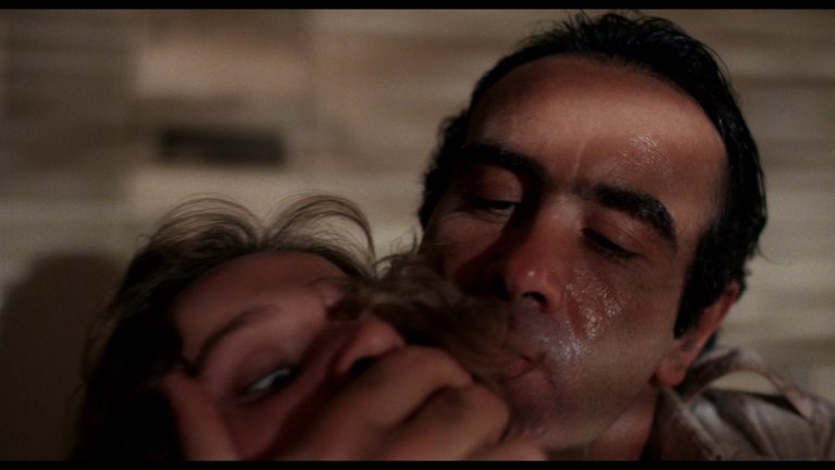 Screen capture from Blood Simple