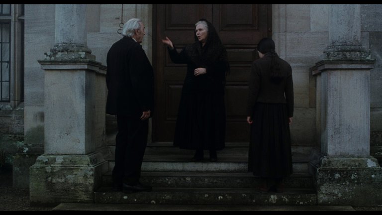 Screen capture from The Others