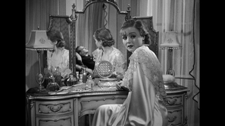 Screen capture from The Kiss Before the Mirror