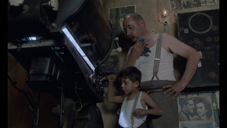 Screen capture from Cinema Paradiso