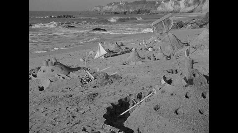 Screen capture from Monsieur Hulot's Holiday