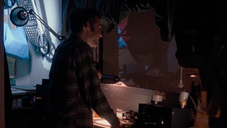 Screen capture from Daddy Longlegs