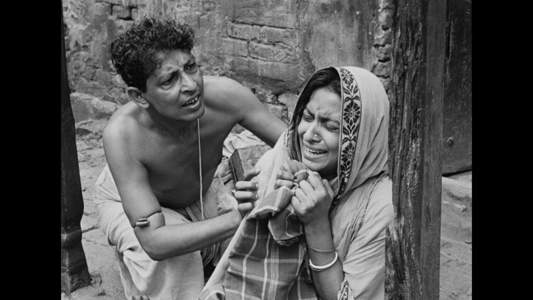 Screen capture from Pather Panchali