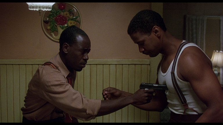 Screen capture from Devil in a Blue Dress