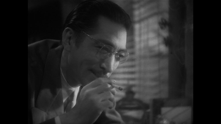 Screen capture from The Invisible Man Appears/The Invisible Man Vs. The Human Fly