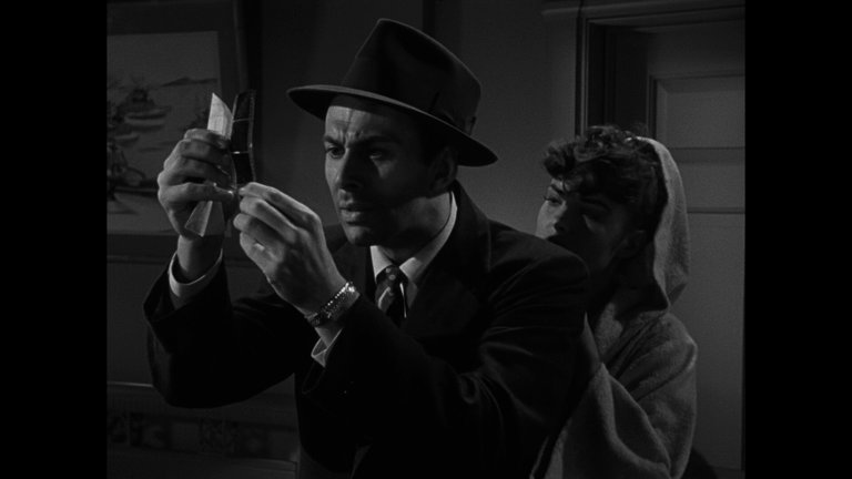 Screen capture from Pickup on South Street