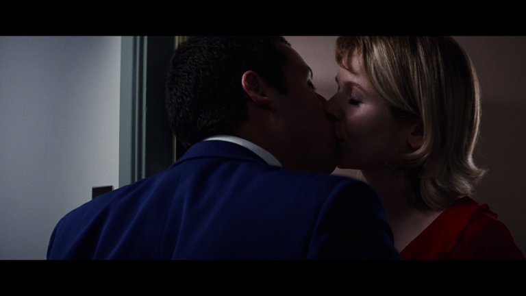 Screen capture from Punch-Drunk Love
