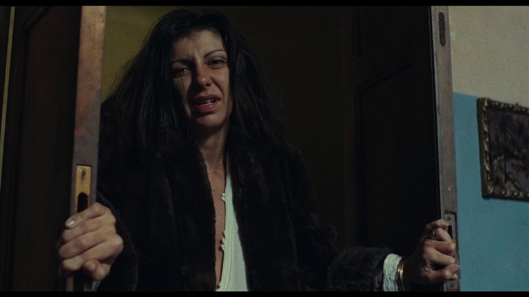 Screen capture from Pixote / Dos monjes