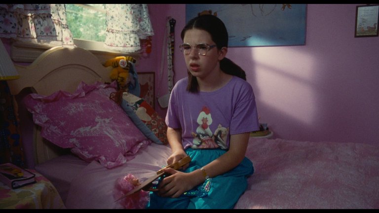 Screen capture from Welcome to the Dollhouse