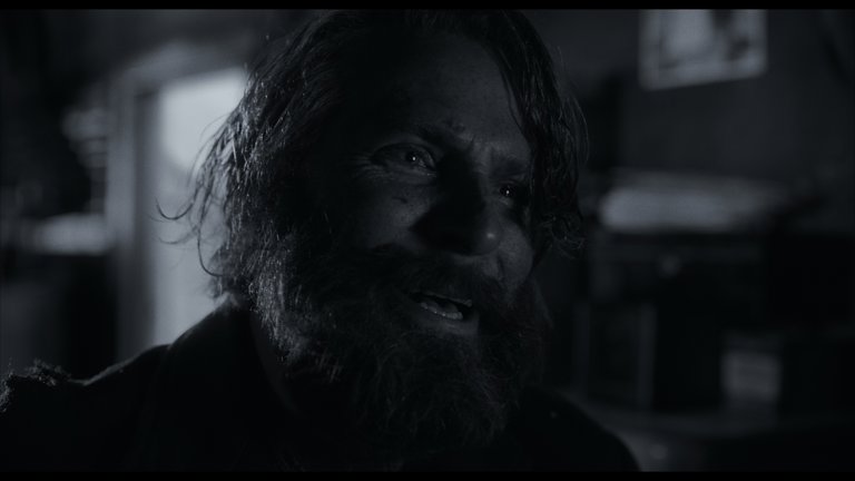 Screen capture from Nightmare Alley