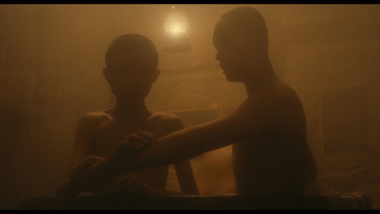 Screen capture from Farewell My Concubine