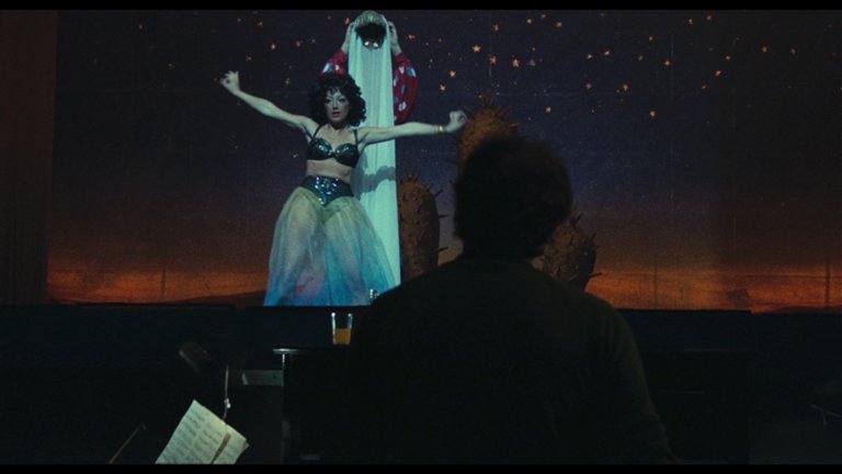Screen capture from Essential Fellini