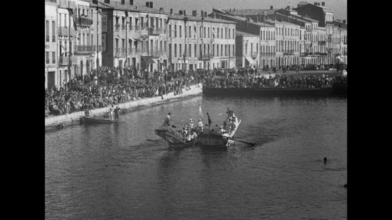 Screen capture from The Complete Films of Agnès Varda