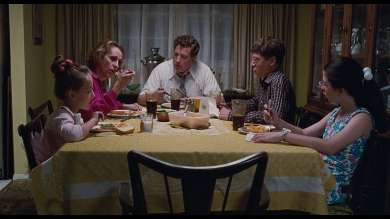 Screen capture from Welcome to the Dollhouse