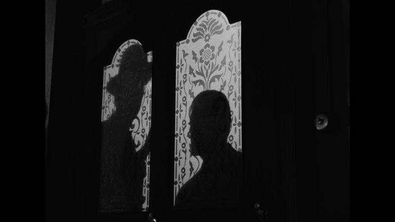 Screen capture from Arsenic and Old Lace