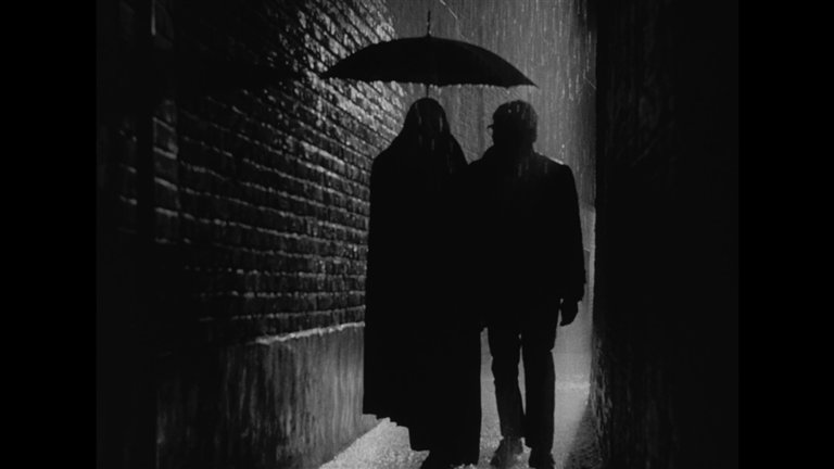 Screen capture from Soleil Ô / Downpour